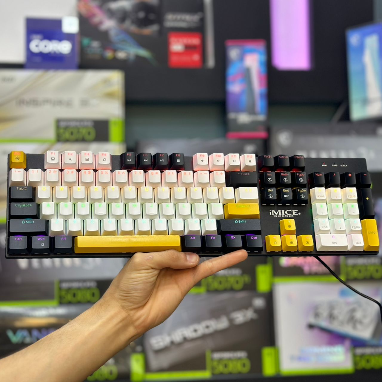 CLAVIER MECANIQUE GAMING IMICE GK-600 WHITE-BLACK-YELLOW RED_SWITCH RGB